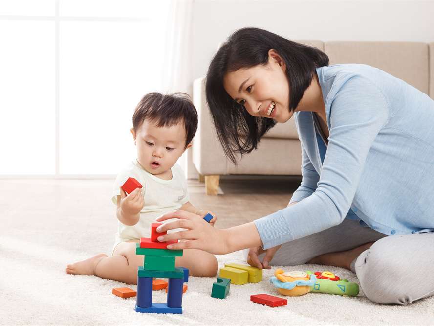 钟点工做饭阿姨/月嫂/住家阿姨/白班阿姨/带孩子接送孩